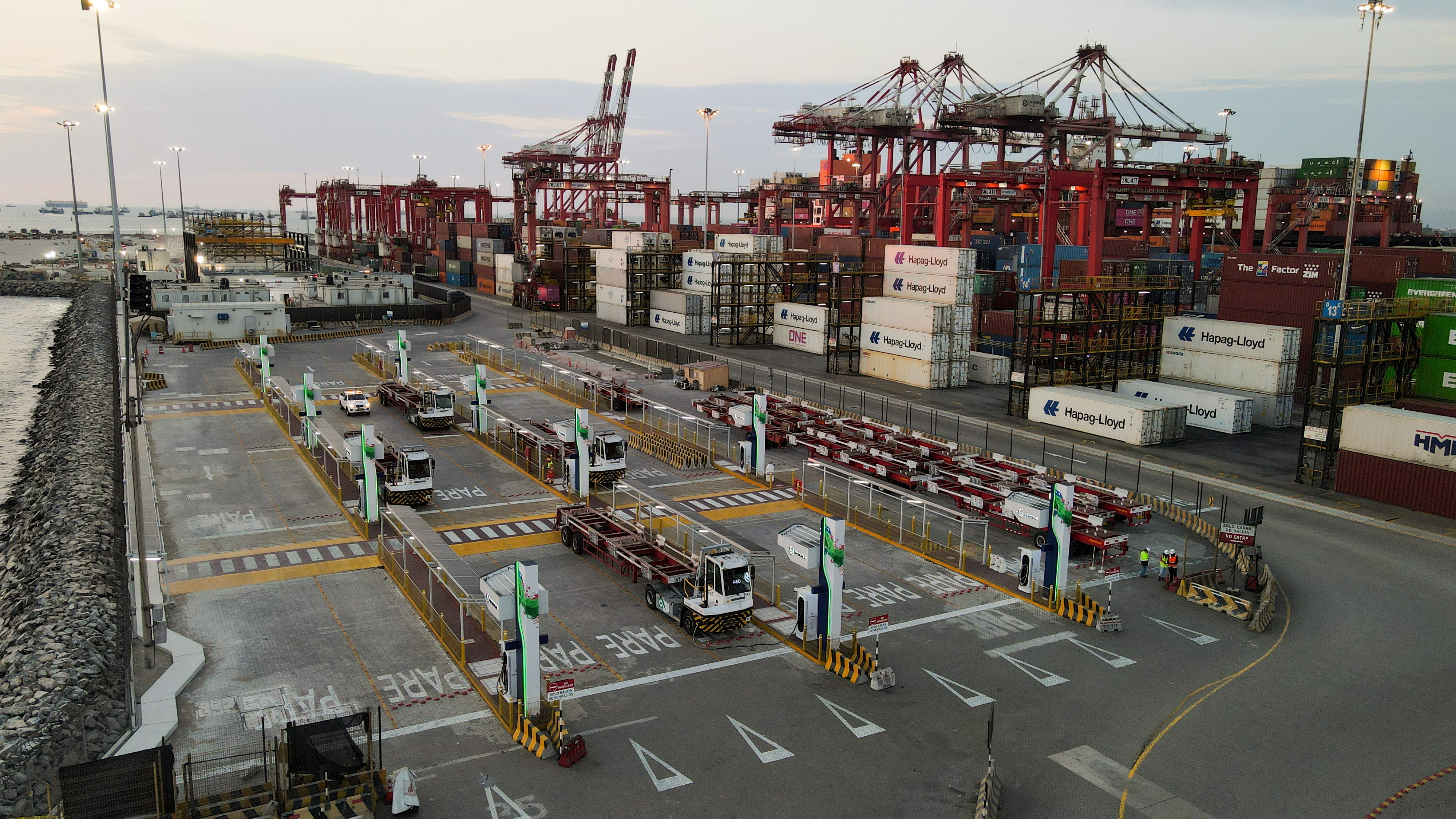 Fleet of 20 electric Terberg terminal tractors continues to excel at DP World Callao