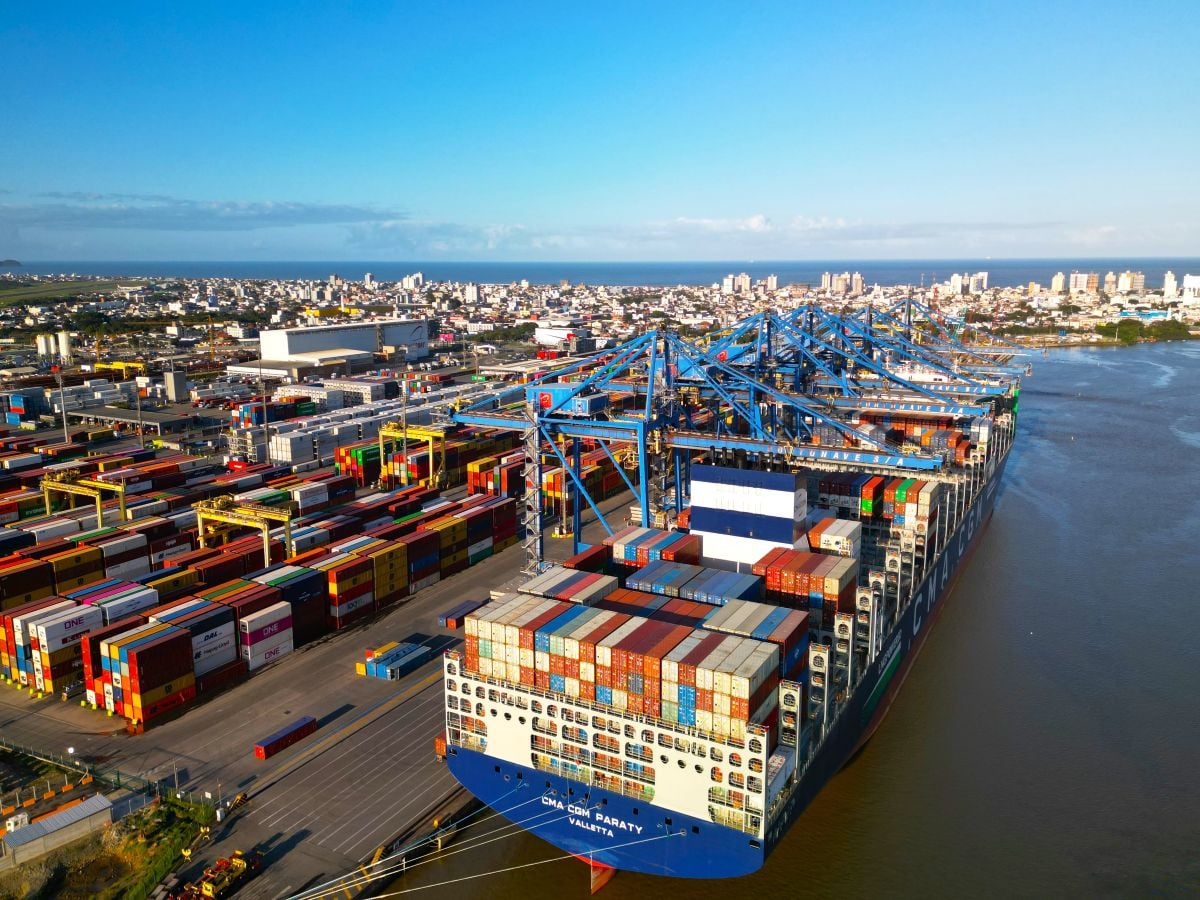 Portonave orders 30 electric Terberg terminal tractors